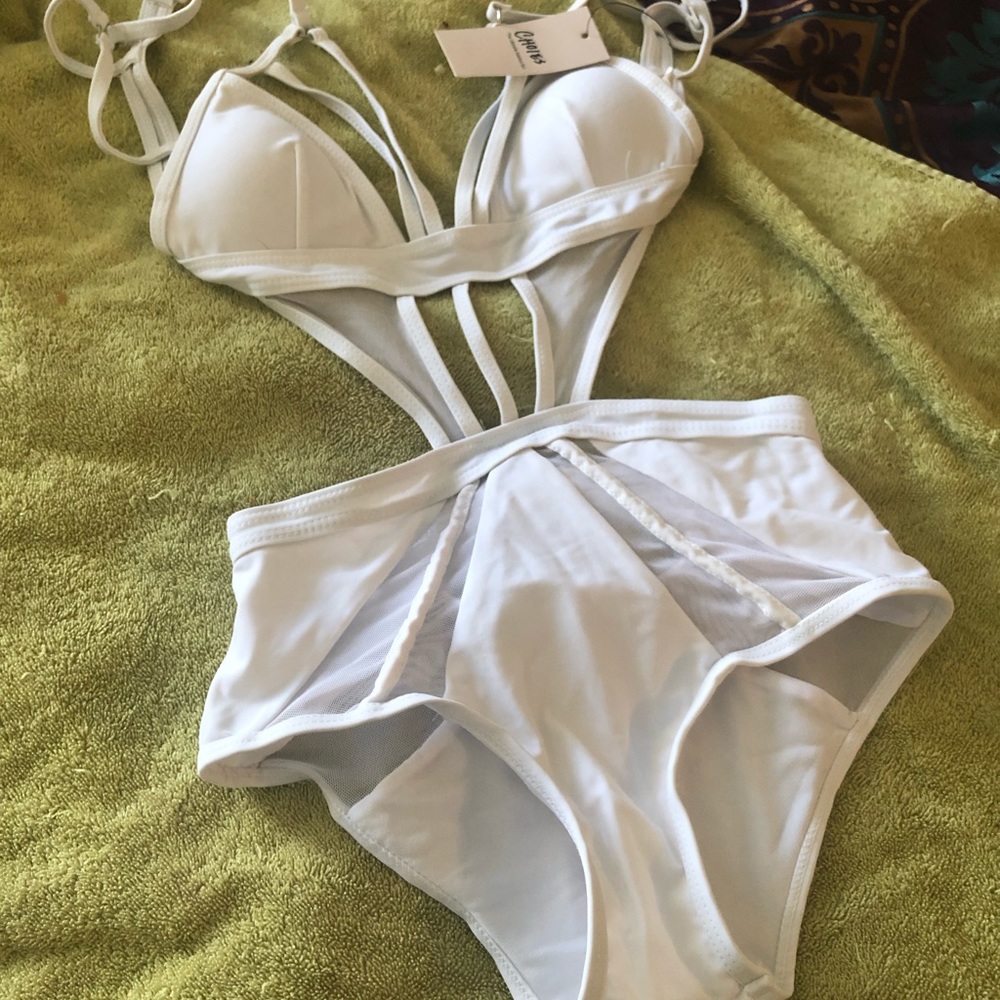 Swim suit an white